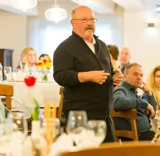 Borbaratok Panzio Konukevi